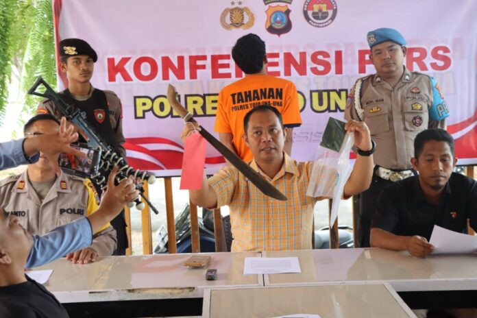 FOTO_A---KDRT.jpg