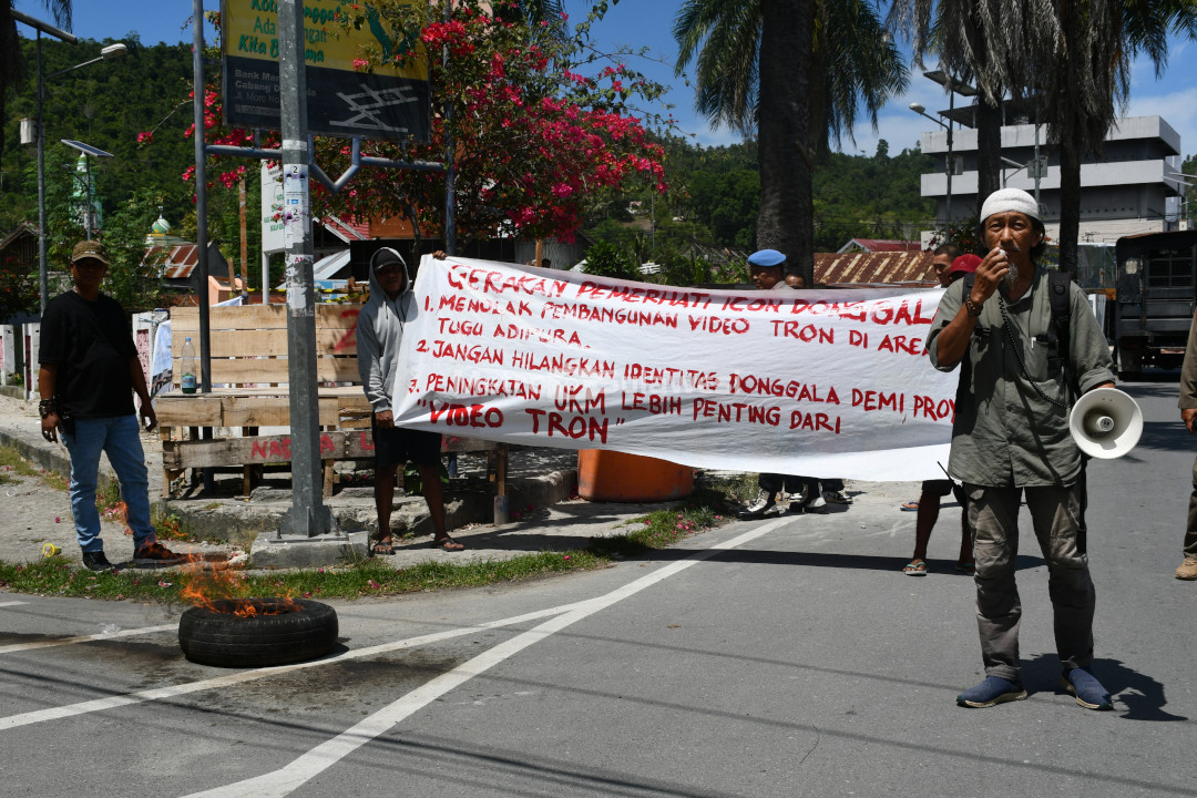 FOTO_A-DONGGALA-Protes.JPG