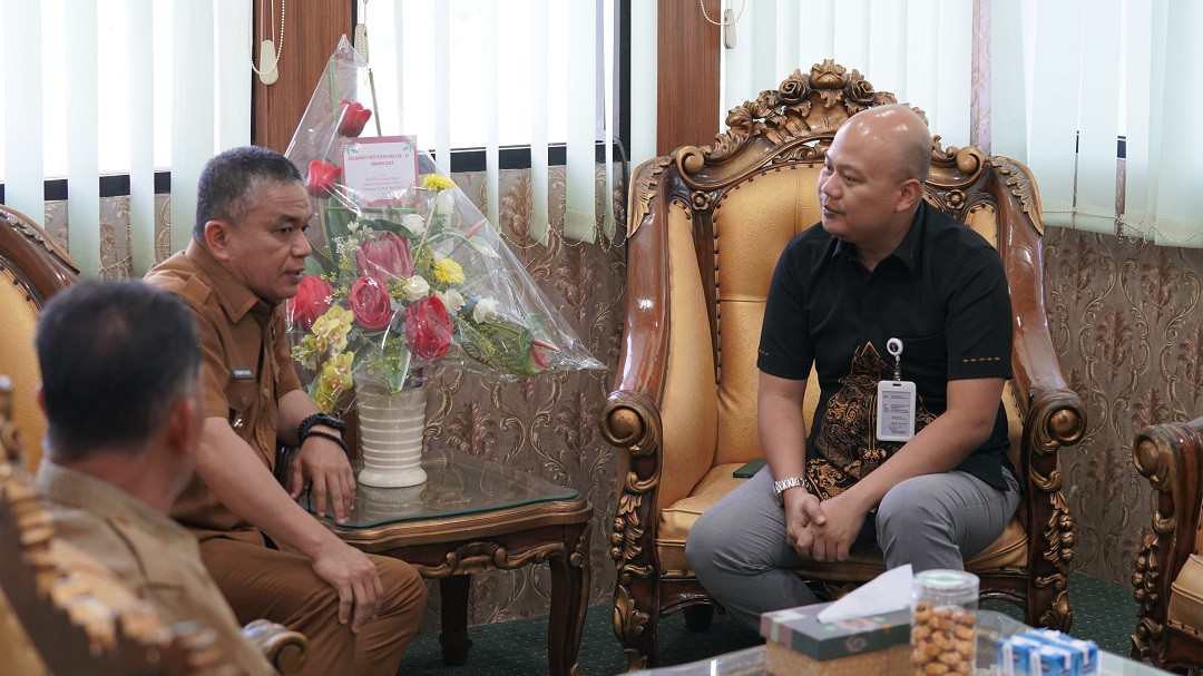 FOTO_BERITA_1---WALI_KOTA_KANIM_SULTENG.jpg