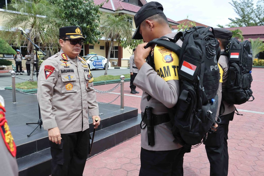 FOTO_HL---POLRESTA_PALU1.jpg