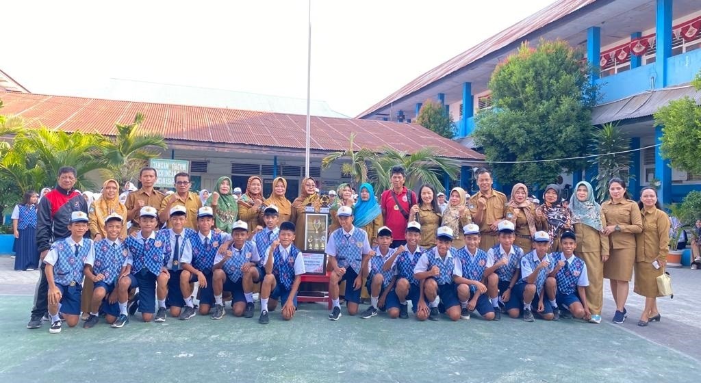 FOTO_KAKI----SMPN_2_PALU.jpg