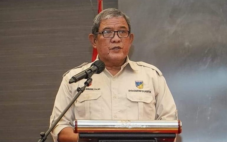 FOTO_KIRI---DISKOMINFOSANTIK_SULTENG_(1).jpg