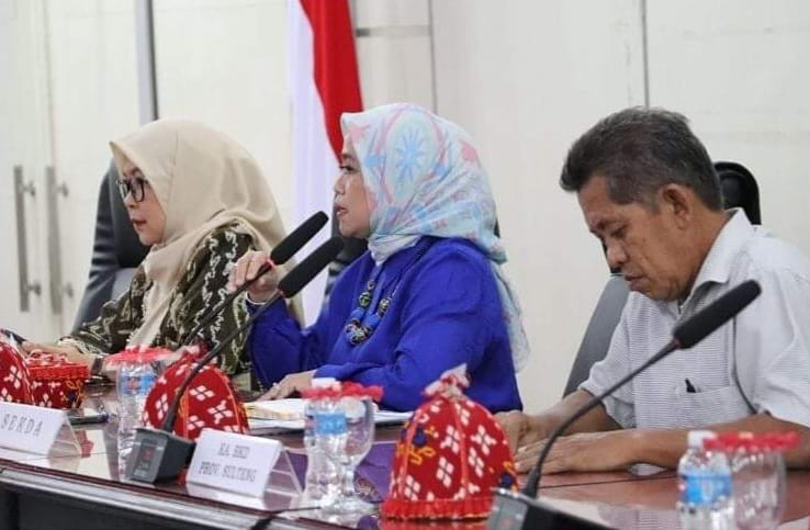 FOTO_KIRI---ROMBAK_PEGAWAI.jpg