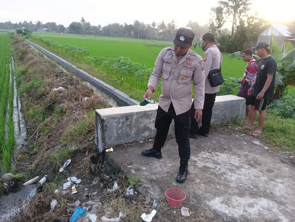 KAKI---TENGGELAM.jpg