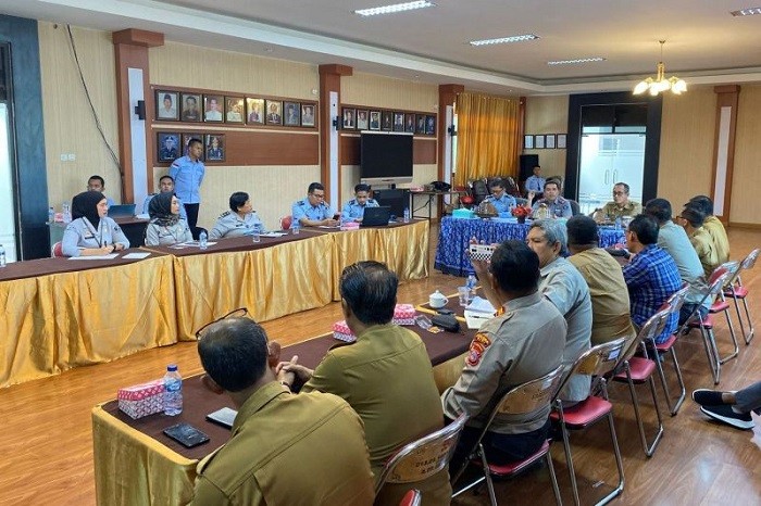 KEMENKUM.jpg