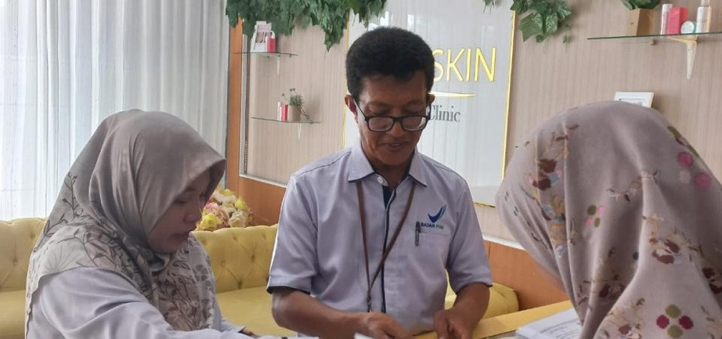 KOSMETIK.jpg