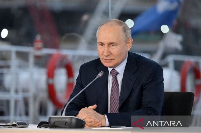 PUTIN.jpg