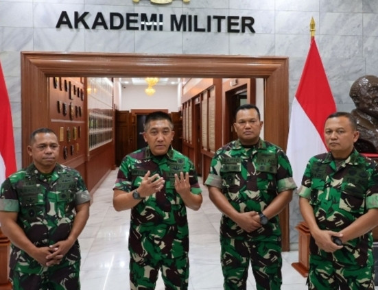 akademimiliter.jpg