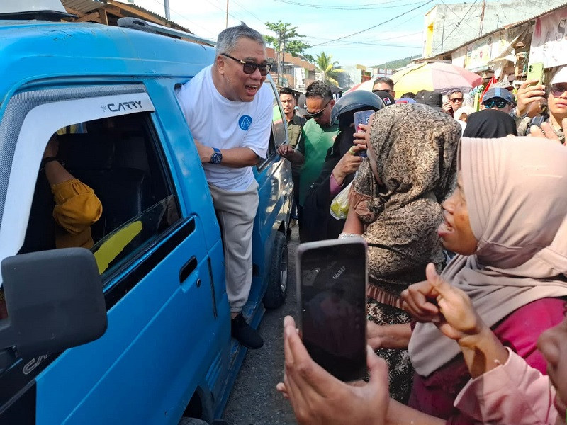 angkot.jpg