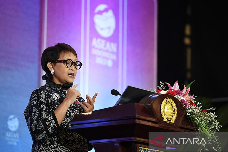 antarafoto-konferensi-pers-hasil-penyelenggaraan-amm-2023-140723-ies-1_1.jpg