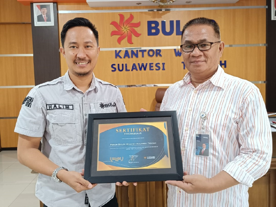 Berkontribusi Penerimaan Negara, Bulog Sulteng Diganjar Penghargaan dari Bea Cukai