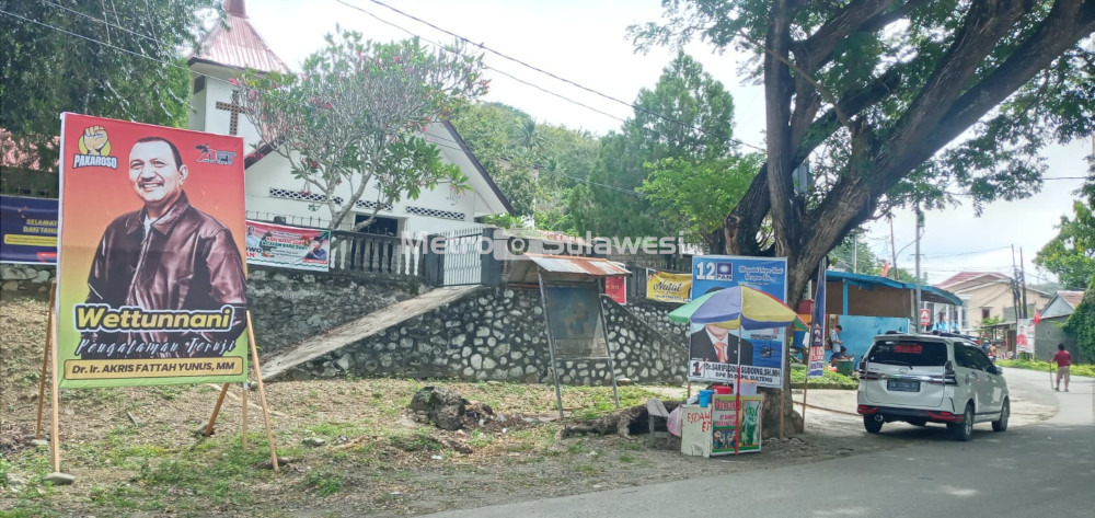 Slogan Wettunna Ni, Akris Serang Banawa