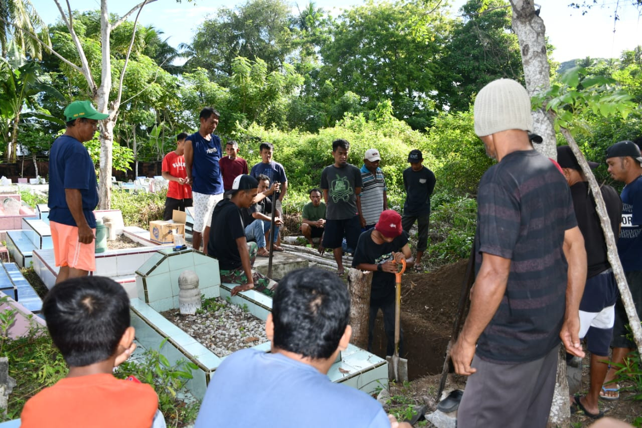 Tak Lolos ke DPRD Donggala, Caleg Perintah Bongkar Makam di Lokasinya