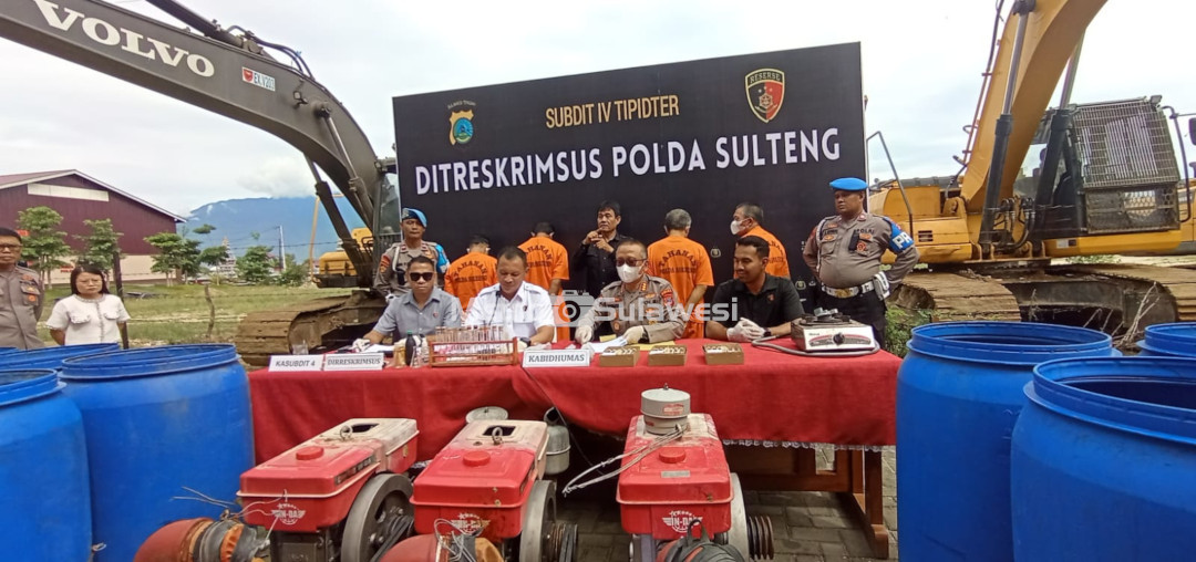 Polda Tahan 2 WNA Tersangka PETI di Palu