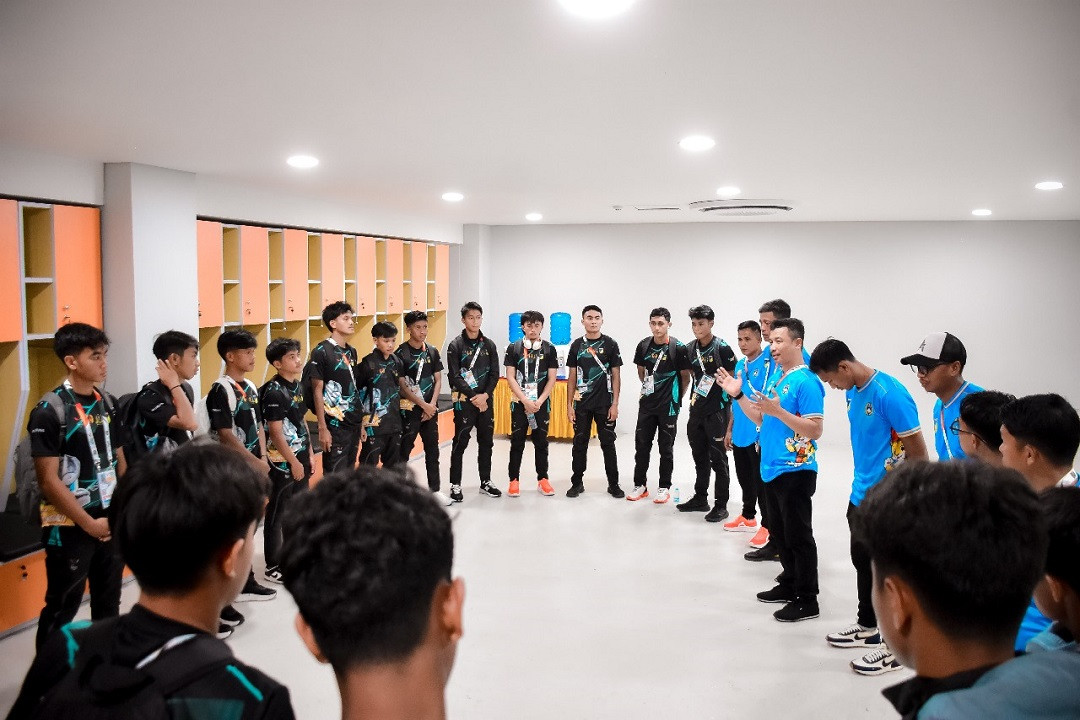 Asprov Siap Pasang Badan untuk Rizky, Pemain yang Pukul Wasit