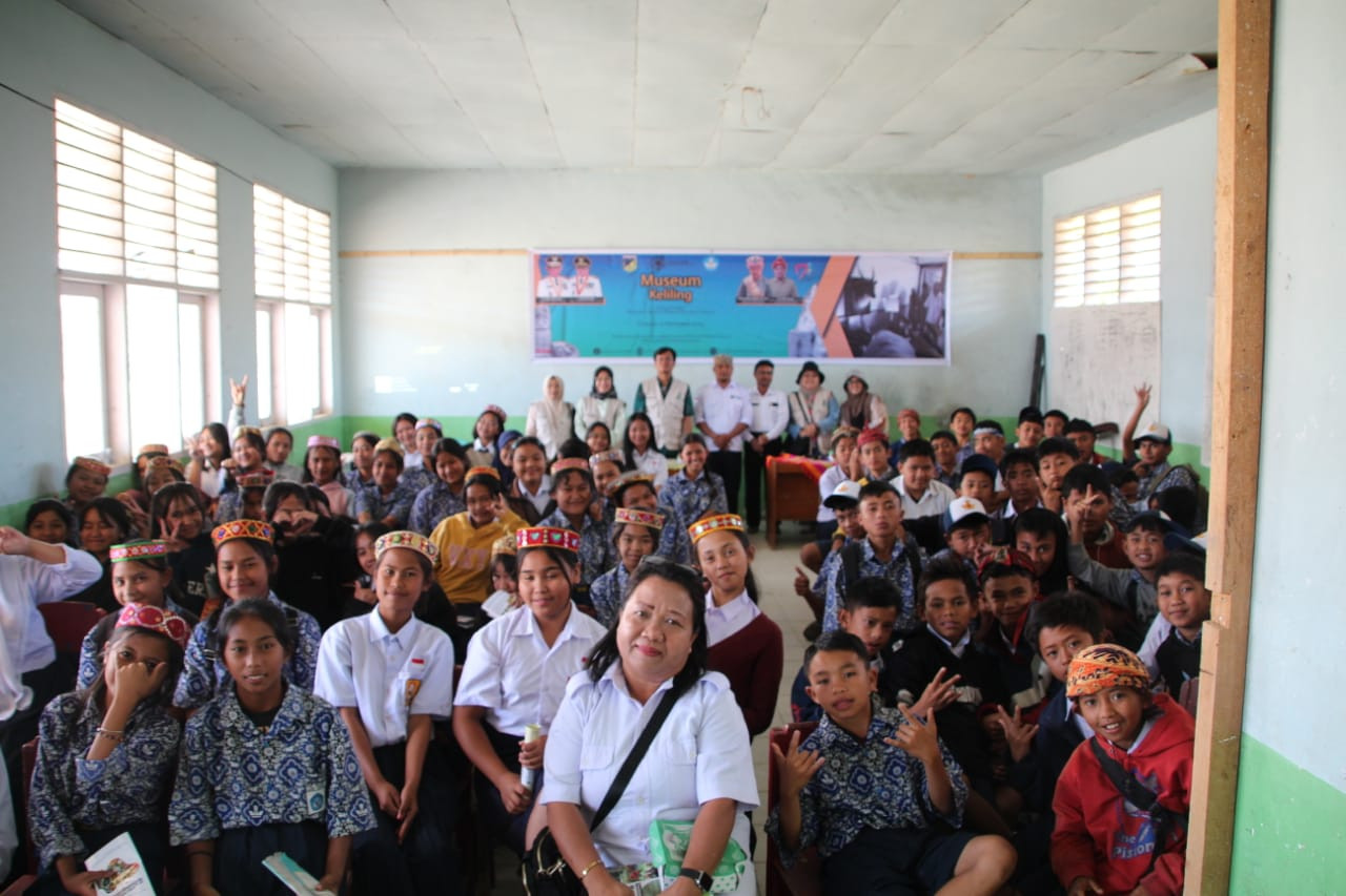UPT Taman Budaya dan Museum Gelar Museum Keliling di SMP Negeri 1 Lore Tengah