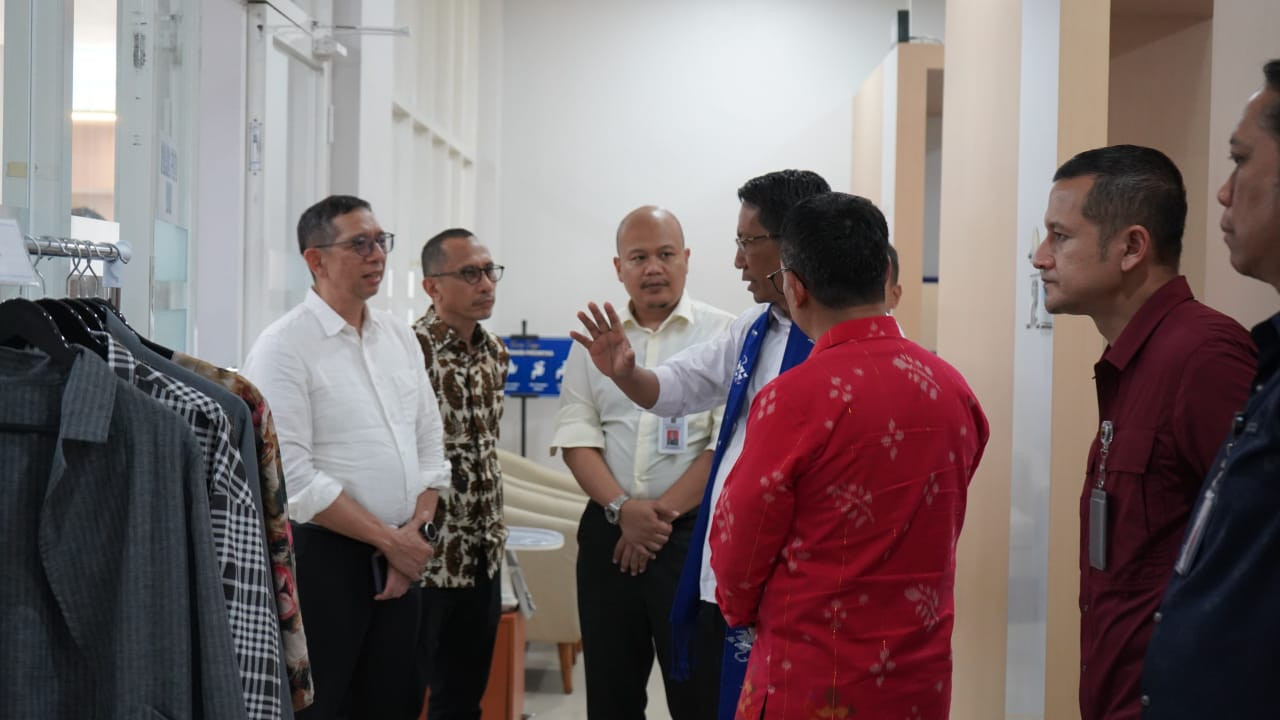 Supratman Kunjungi Kantor Imigrasi Palu, Sampaikan Pentingnya Pelayanan Terbaik