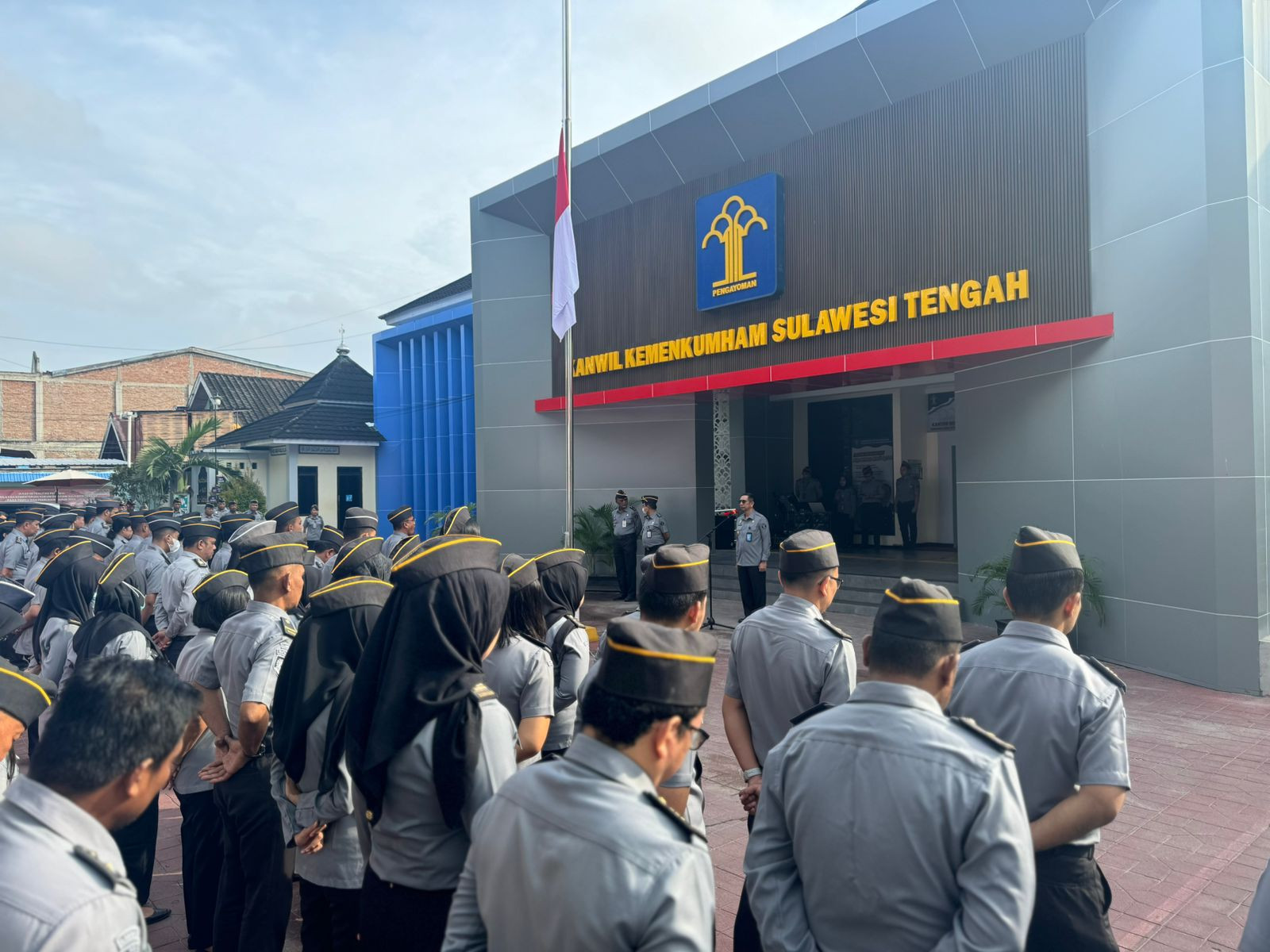 Bendera Berkibar Setengah Tiang, Kemenkumham Sulteng Kenang Tragedi G30S/PKI