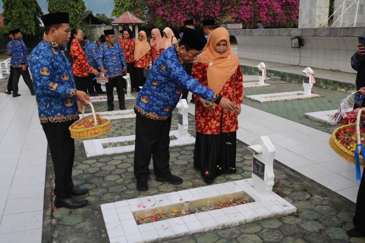 HAB Ke-79, Kanwil Kemenag Ziarah ke TMP