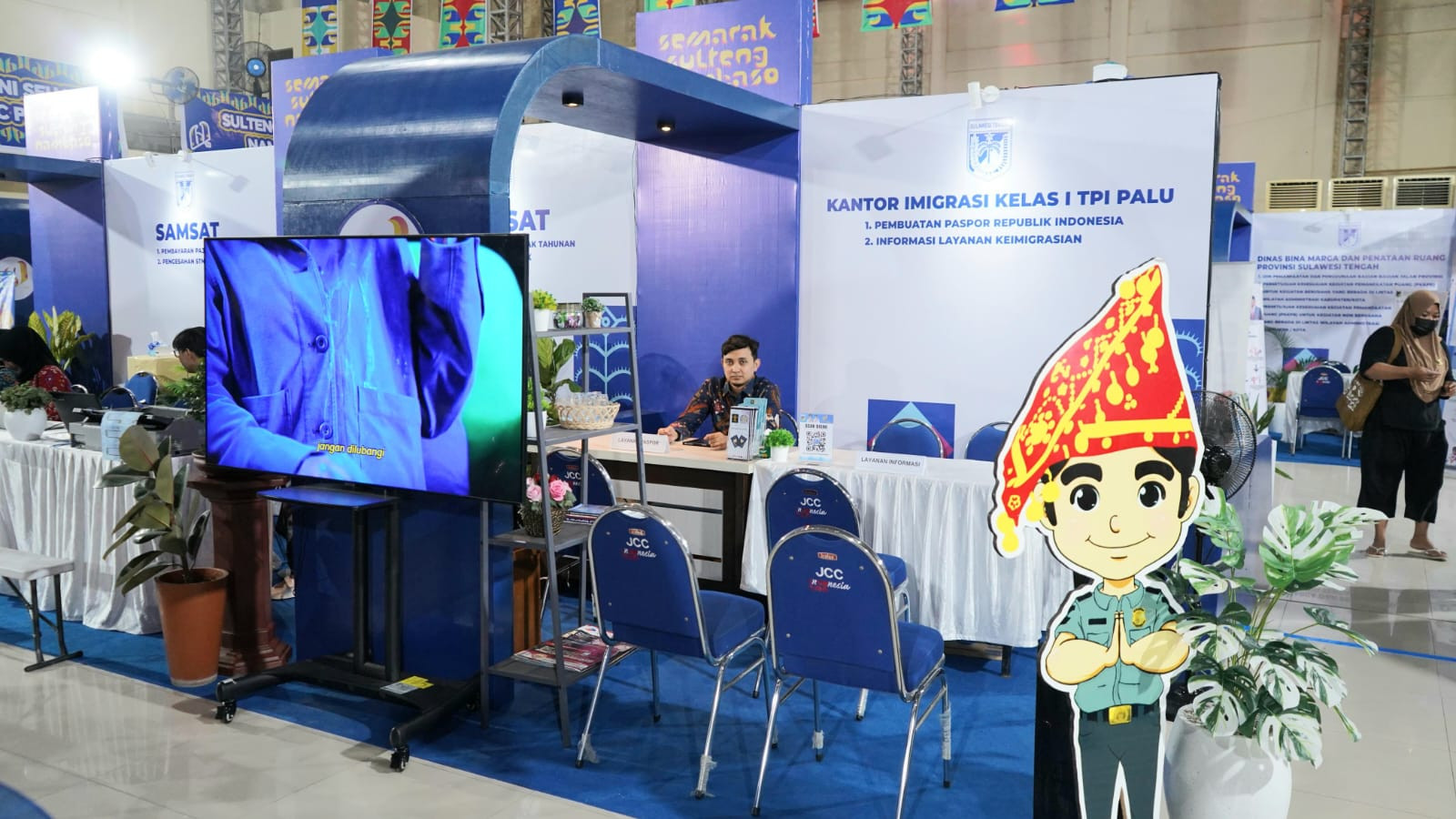 Imigrasi Palu Hadir di Tengah Masyarakat: Buka Pelayanan Keimigrasian di Event Sulteng Nambaso