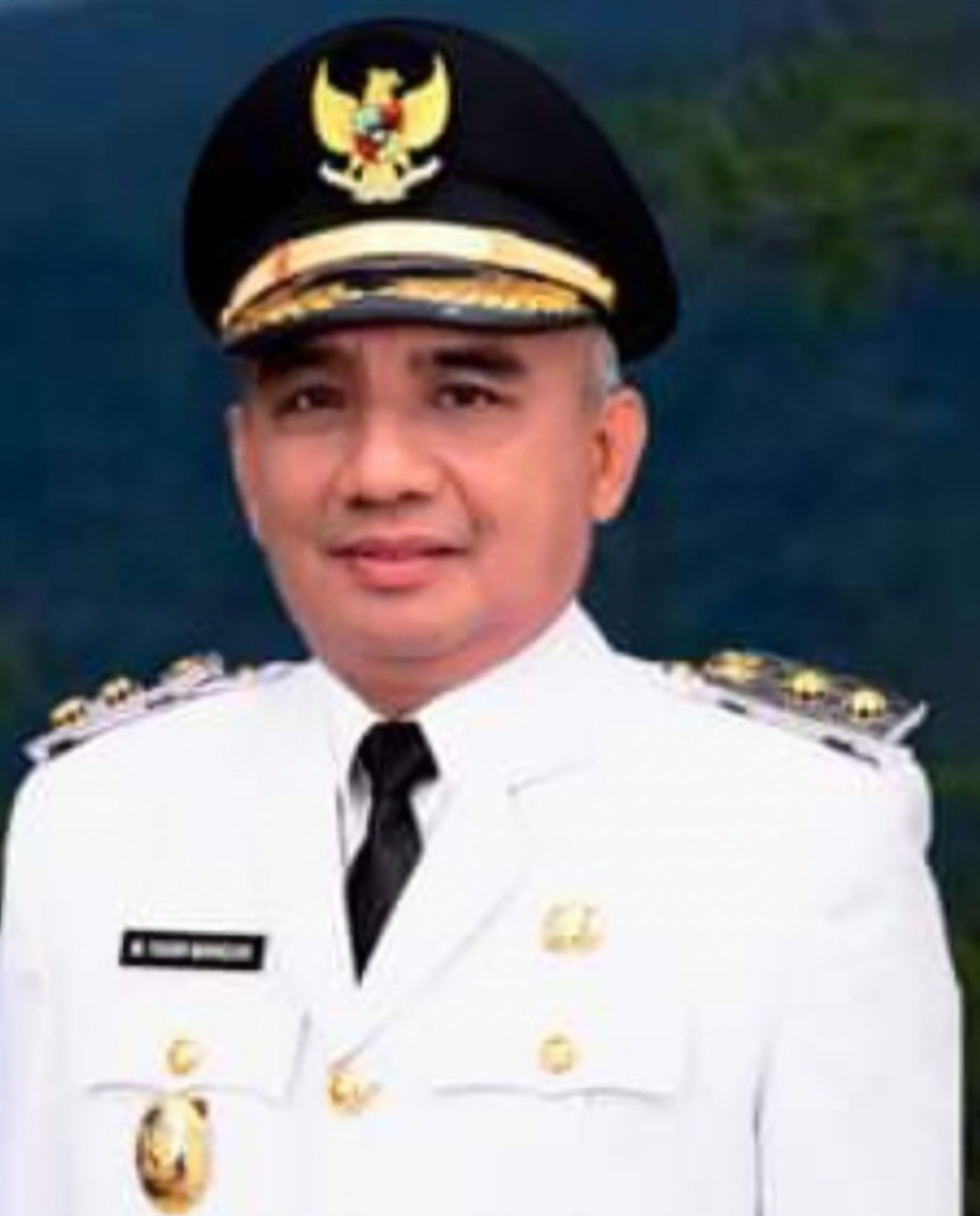 M. Yasin Mangun Jadi Penjabat Sementara Bupati Poso