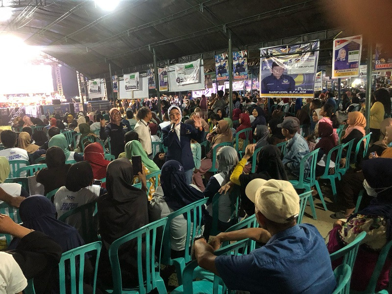 Ribuan Warga Tumplek di Kampanye Bersama Caleg Nasdem, Warga Terkesan dengan NSL