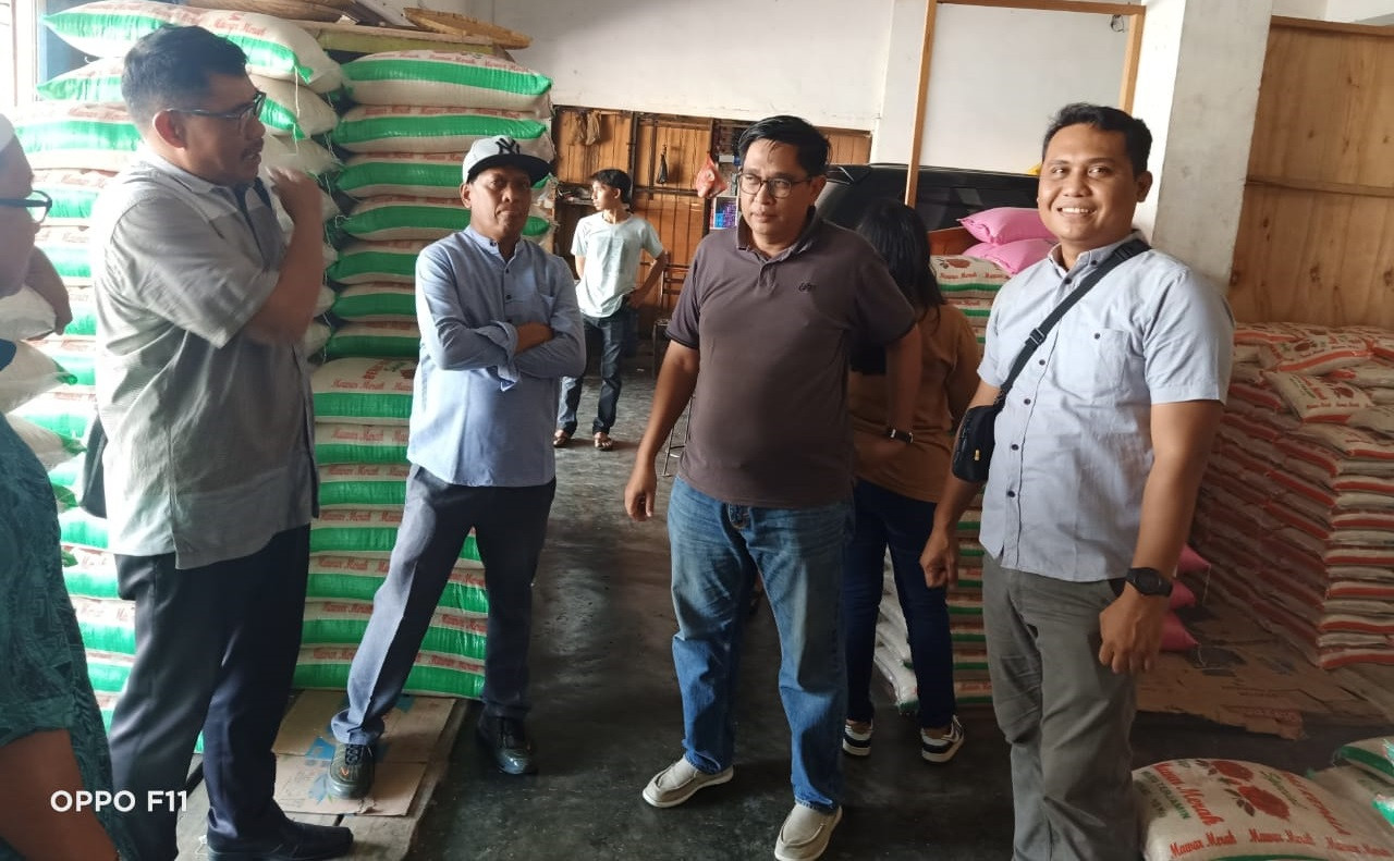 Disperindagkop Kota Palu, Polrest Palu dan UPTD Pasar Inpres Palu Cek Harga Pangan