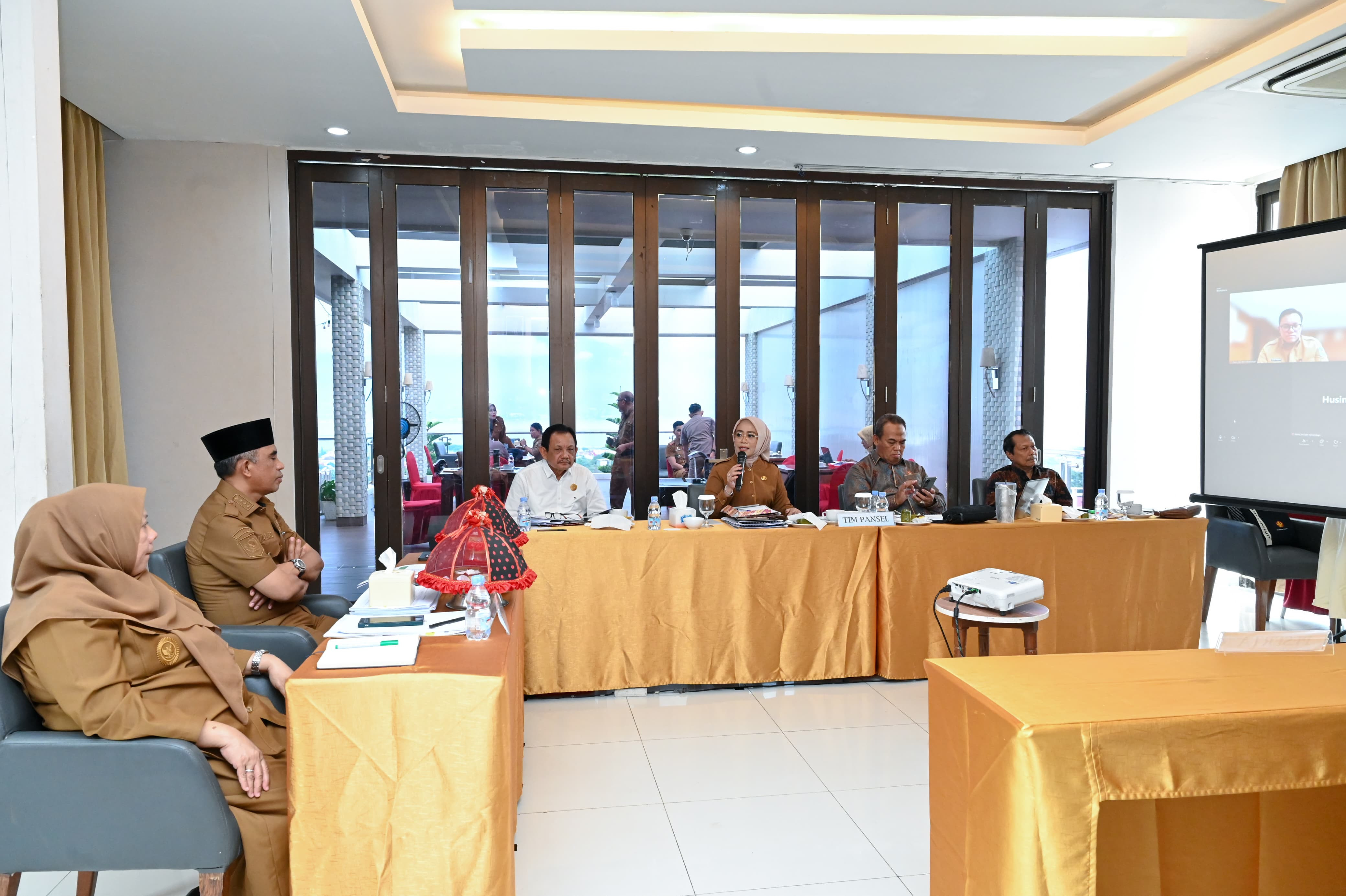 Gubernur dan Wagub Wawancarai Langsung Pejabat