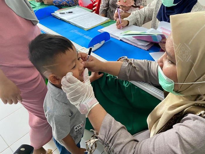 RALAT: Danyonif dan Persit Ranting 3 Yonif 711/Raksatama Gencar Lakukan Program Pencegahan Stunting