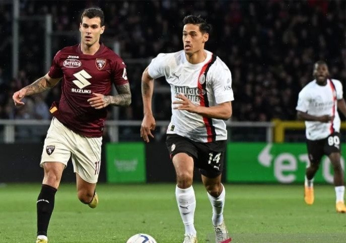 Laga Rabu Dini Hari Nanti, Fonseca Ingatkan Napoli: AC Milan Juga Tim Tangguh