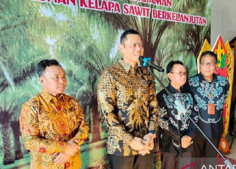 Menteri ATR Siap Dukung Industri Kelapa Sawit Terkait Lahan