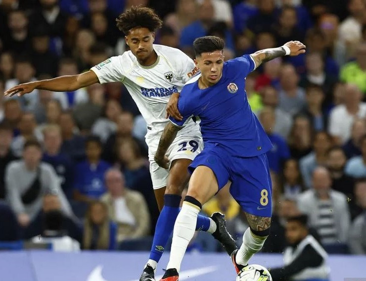 Chelsea Pertahankan Posisi Ketiga setelah Tundukkan Aston Villa 3-0 