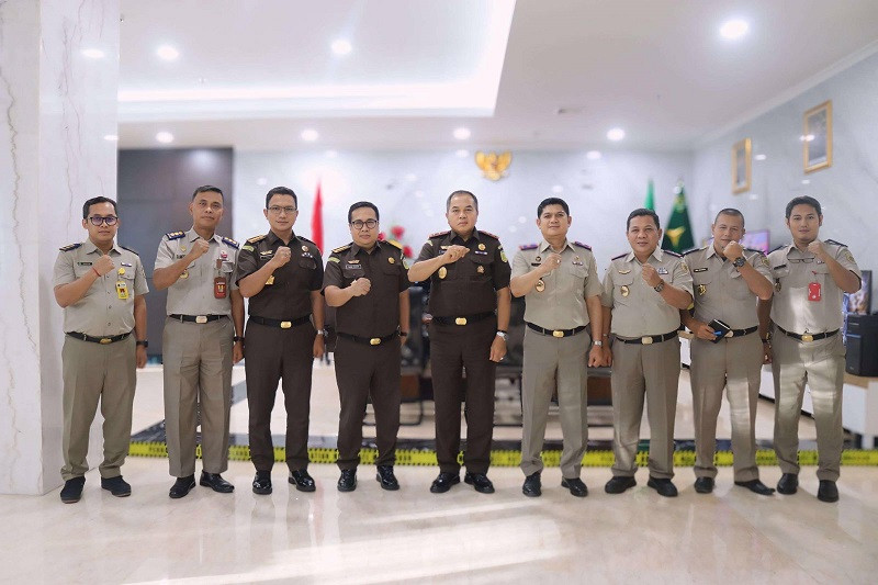 Kepala BPN Sulteng Silaturahmi ke Kajati Sulteng