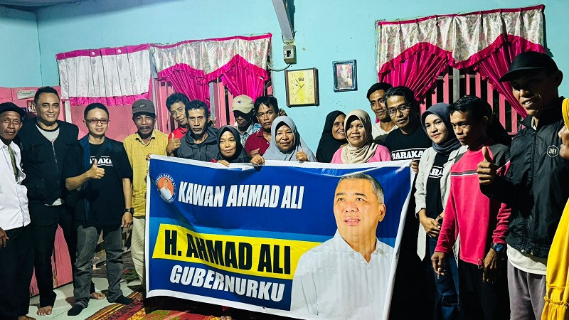 Relawan BARAAKA Terus Bergerak Sosialisasikan Pasangan AA-AKA
