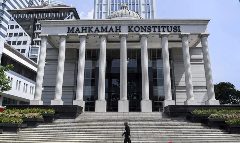 Risma-Gus Hans Gugat Hasil Pilkada Jatim ke MK