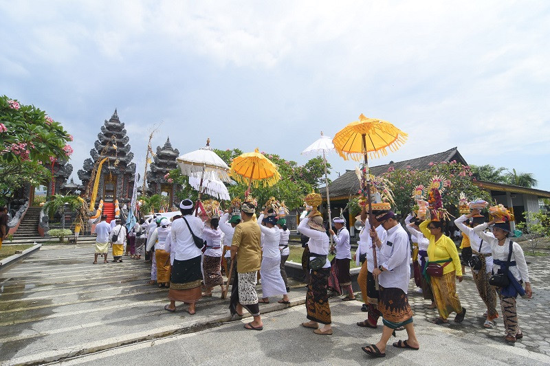 Umat Hindu se-Sulteng Peringati Piodalan ke-39 Pura Agung Wana Kertha Jagatnatha Palu