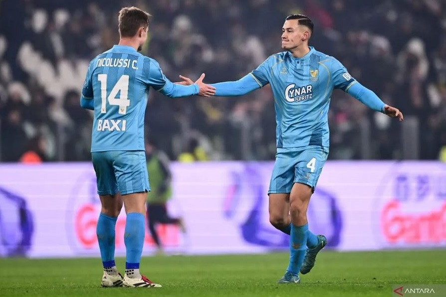 Jay Idzes Bermain Penuh saat Venezia Kalahkan Cagliari 2-1
