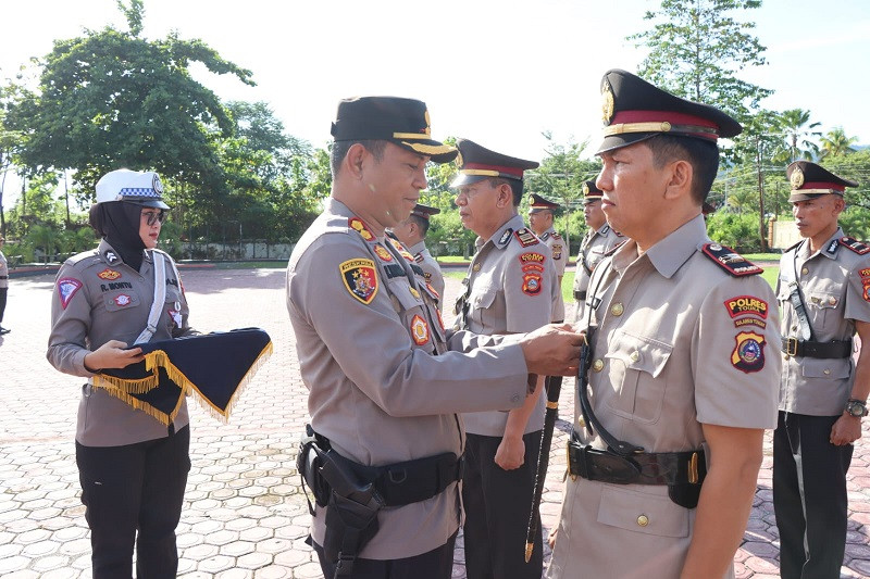 Kapolres Touna Pimpin Sertijab Pejabat Utama dan Kapolsek Jajaran