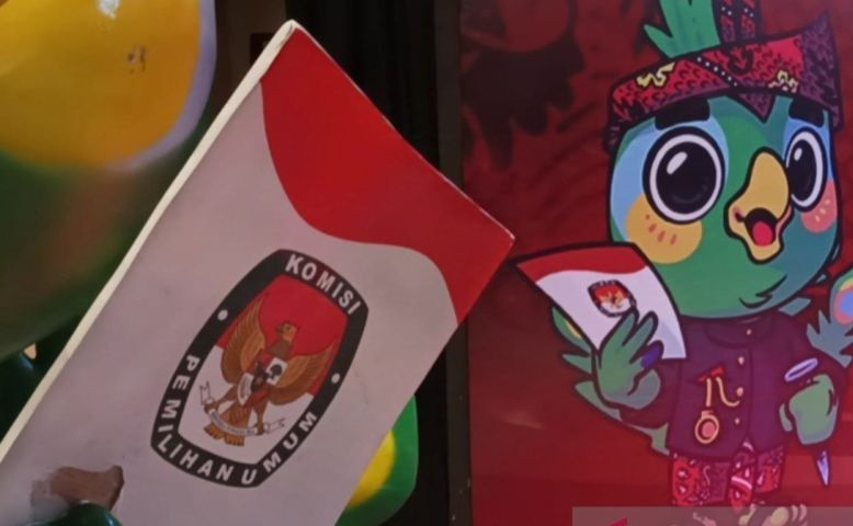 KPU Jatim Tahan Rekapitulasi Suara Kota Surabaya