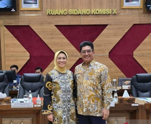 Soal Desertasi Bahlil, Hetifah: Sikap DGB UI Bukan Representasi Resmi Universitas Indonesia