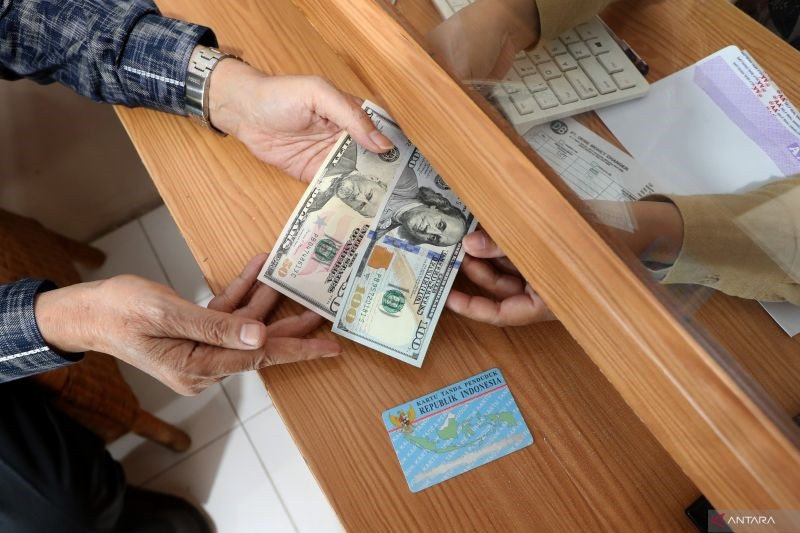 BI: Modal Asing Keluar Bersih Rp11,96 Triliun Pada 14-16 April 2025