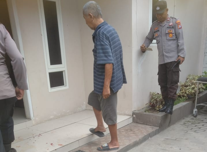 Raiscal Tewas Setelah Dianiaya Oleh Pria Yang Tinggal Sekamar Bersama Pacar
