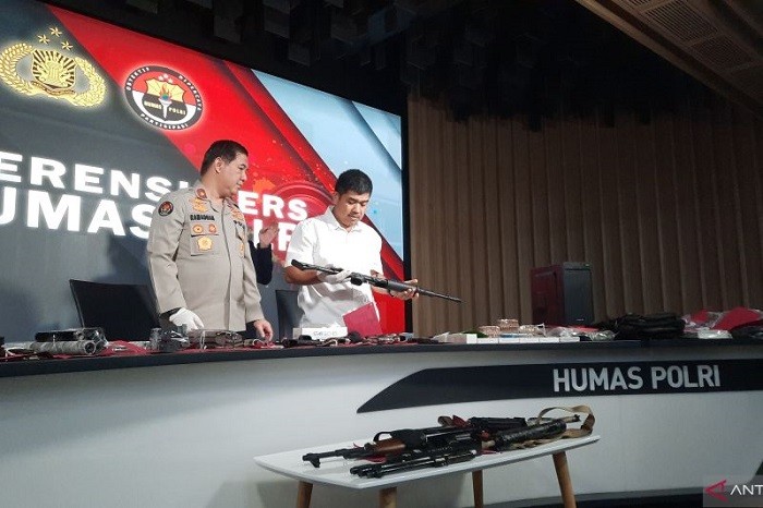 Densus Sebut DE Bisa Modifikasi Air Guns Jadi Senjata Api