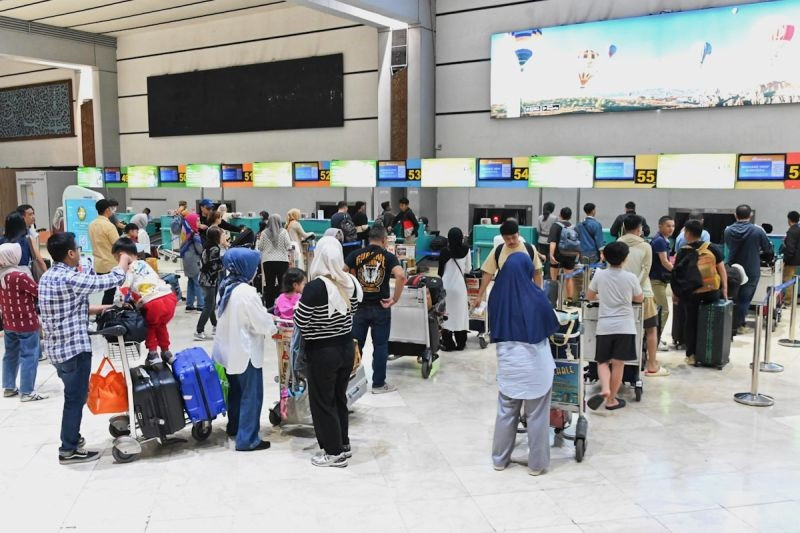 Menhub: Harga Tiket Pesawat Domestik Turun 13-14 Persen Saat Lebaran