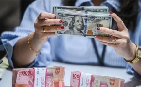 Rupiah Menguat Seiring Kekhawatiran Atas Defisit Fiskal AS