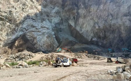 Masih Ada 11 Korban Longsor Gunung Kuda Belum Ditemukan