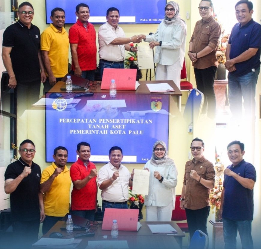 Pertanahan Kota Palu Serahkan 40 Setipikat Aset Pemda Kota Palu