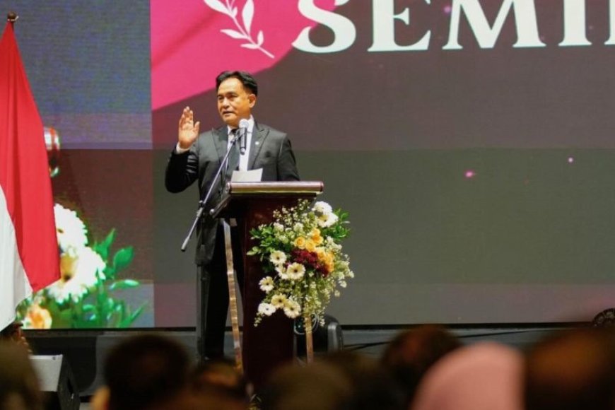Menko Yusril Buka Peluang Rancang UU Khusus Organisasi Profesi