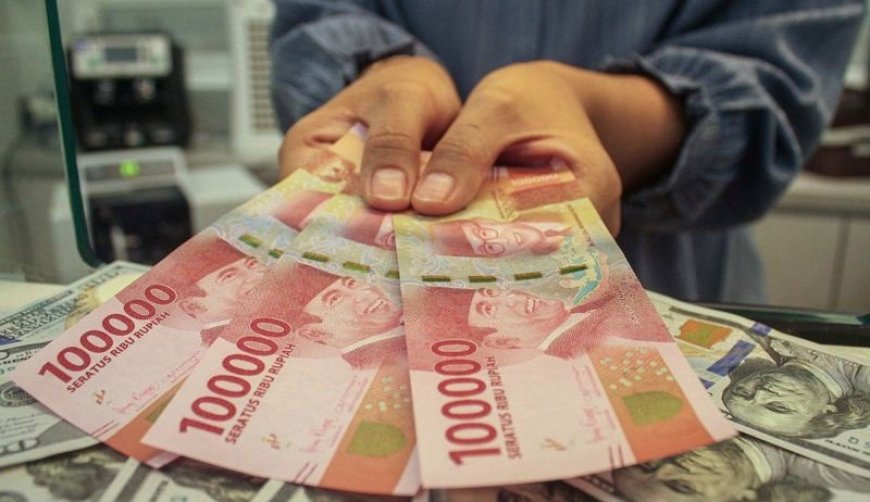 Rupiah Menguat Seiring Kekhawatiran Investor Atas Defisit Fiskal AS