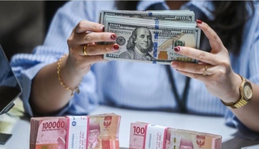 Rupiah Menguat Seiring Kekhawatiran Atas Defisit Fiskal AS